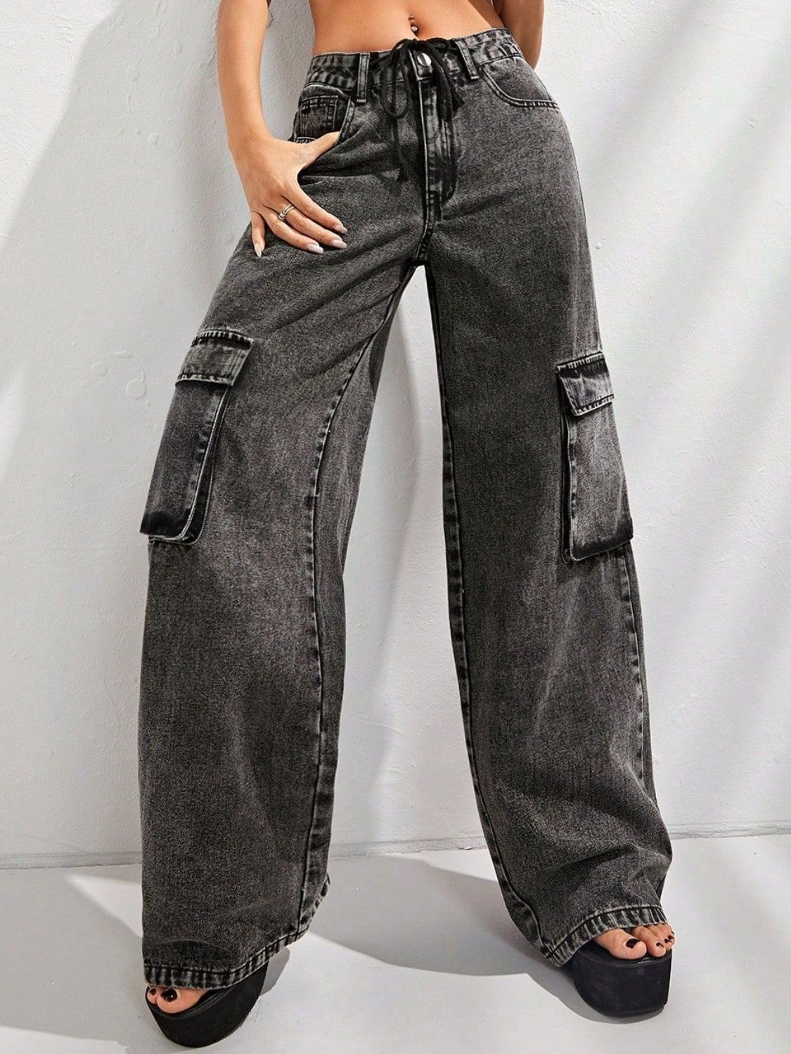 Wide Leg Jeans with Pockets