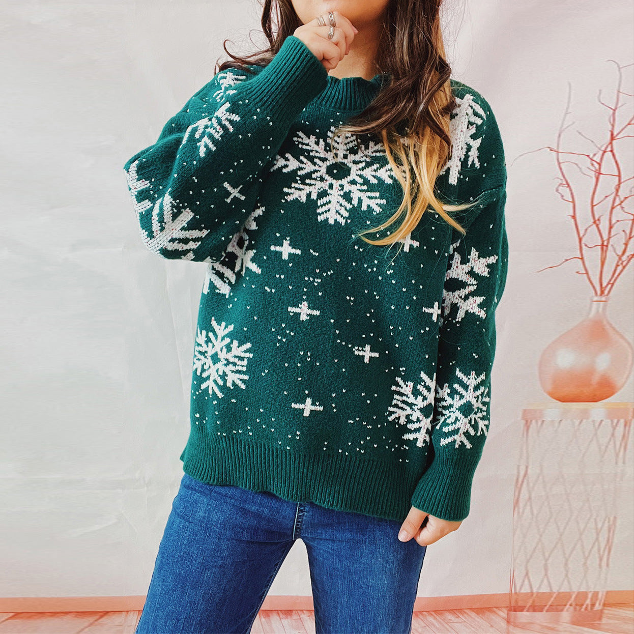 Women's Fashion Christmas Snowflake Round Neck Long Sleeve Knitted Sweater