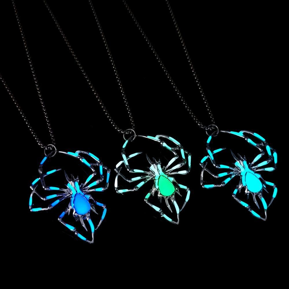 Creative Stereo Luminous Spider Necklace Jewerly