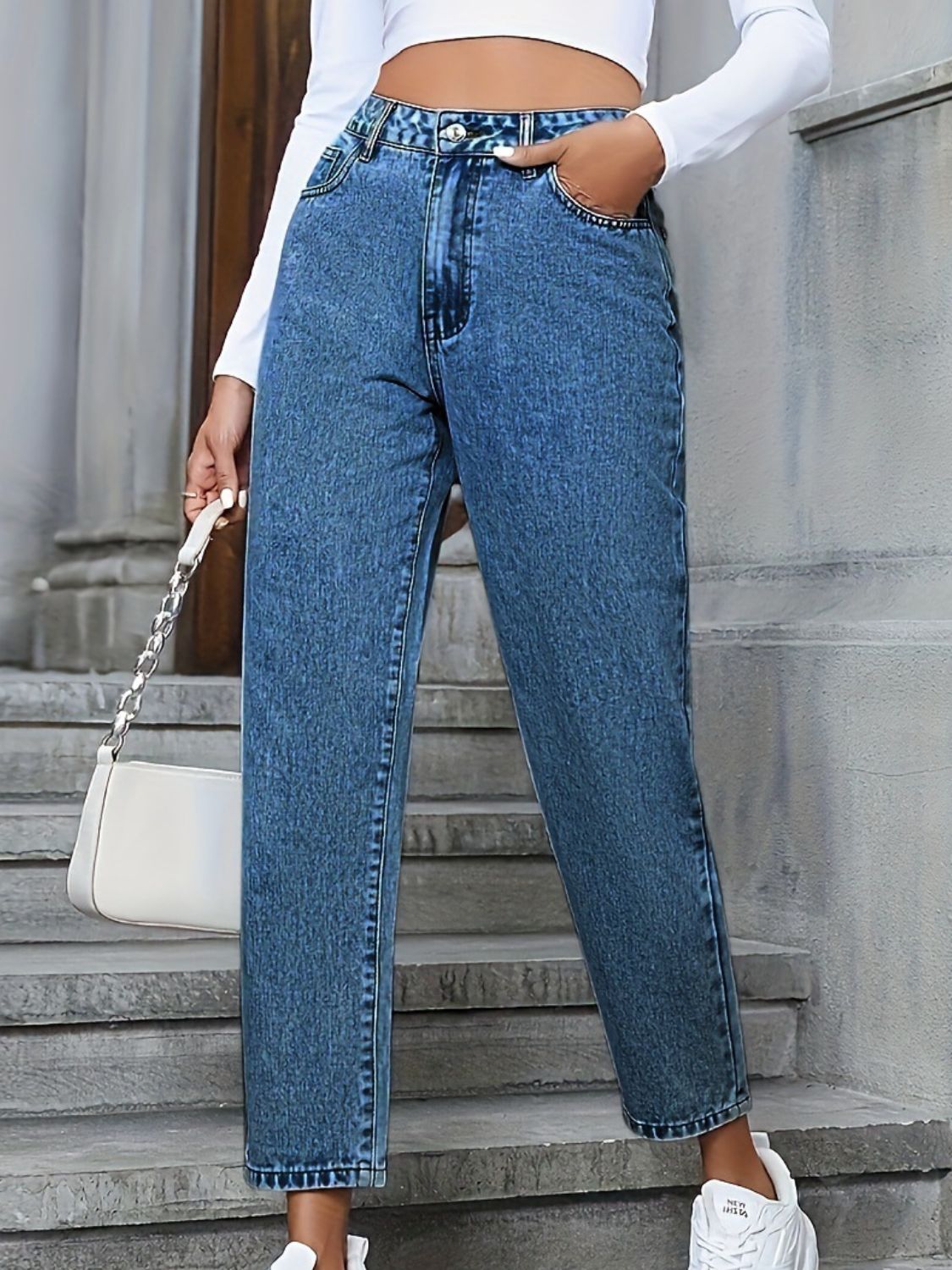 Pocketed Straight Leg Jeans