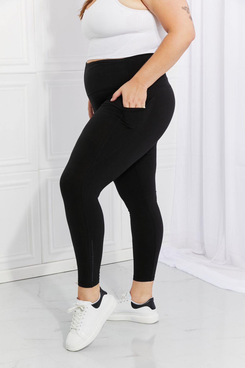 Leggings Depot Full Size Strengthen and Lengthen Reflective Dot Active Leggings