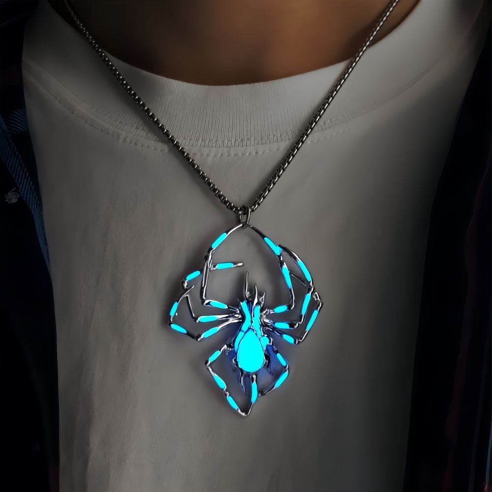 Creative Stereo Luminous Spider Necklace Jewerly