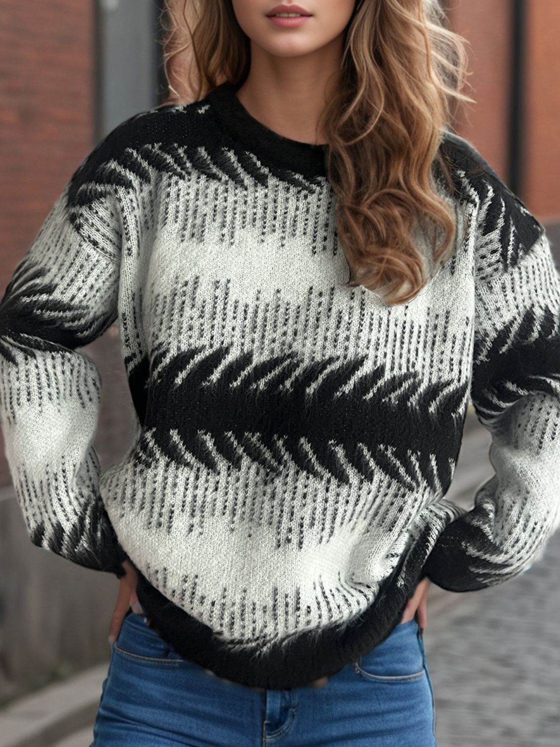 Contrast Round Neck Dropped Shoulder Sweater