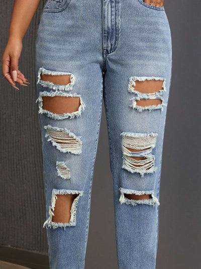 Distressed High Rise Jeans with Pockets